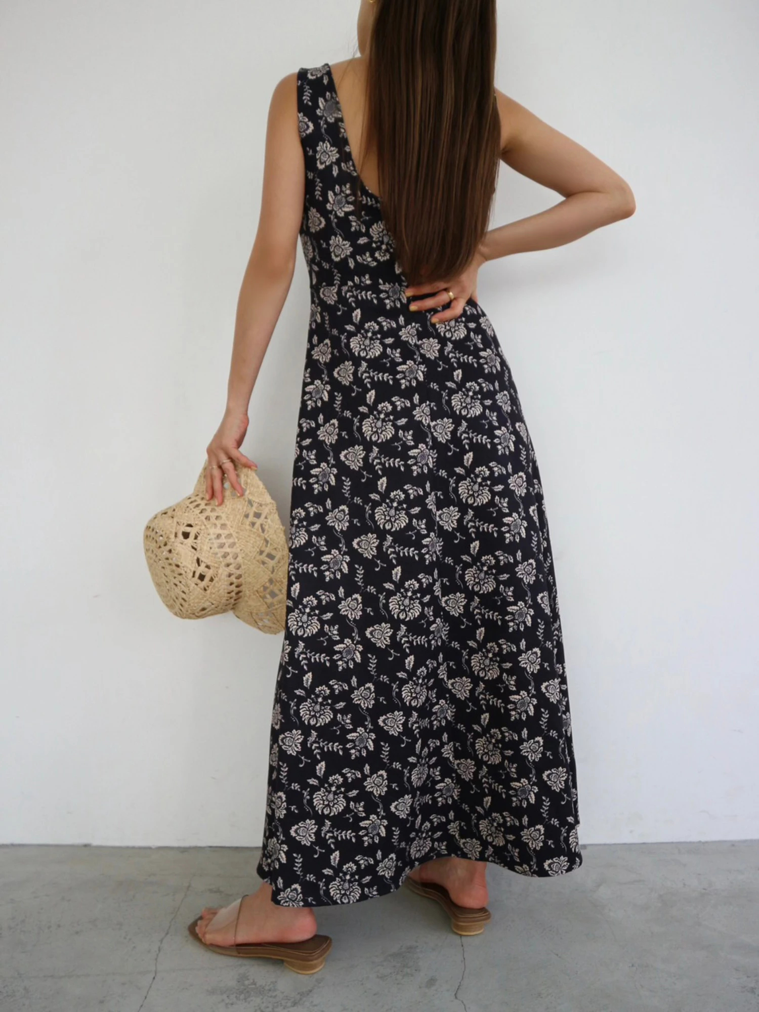 Center Tuck Flare Dress / TRUNC 88（トランクエイティーエイト