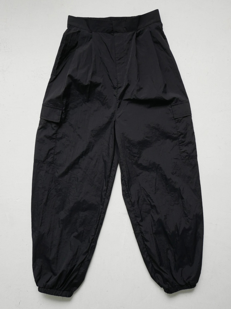 Light Nylon Cargo Pants / TRUNC 88（トランクエイティーエイト）の