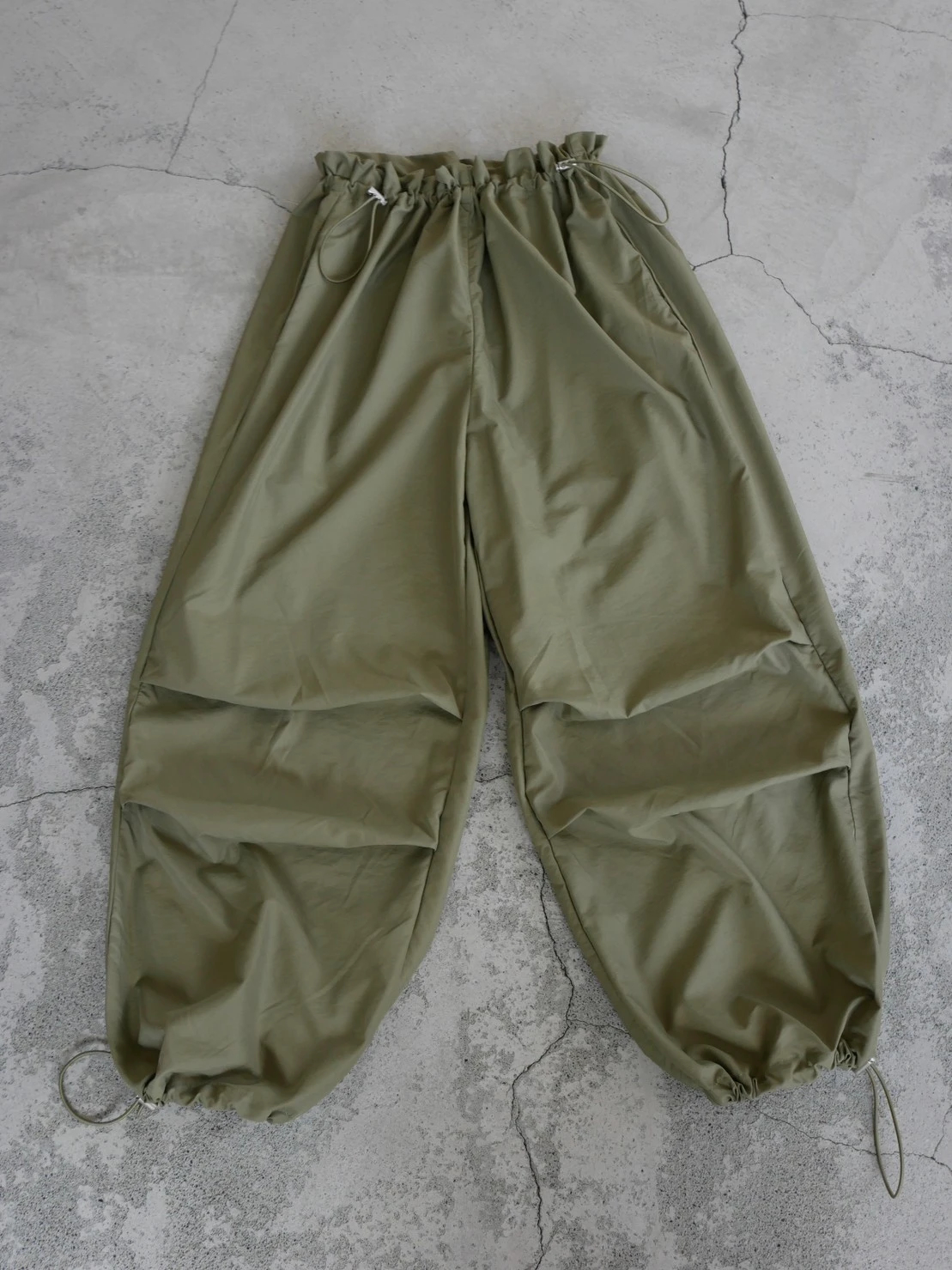 Nylon Parachute Pants / TRUNC 88（トランクエイティーエイト）の