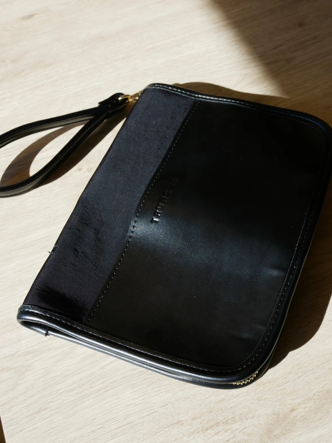 Eco Leather Combi Multi Case / TRUNC 88（トランクエイティー