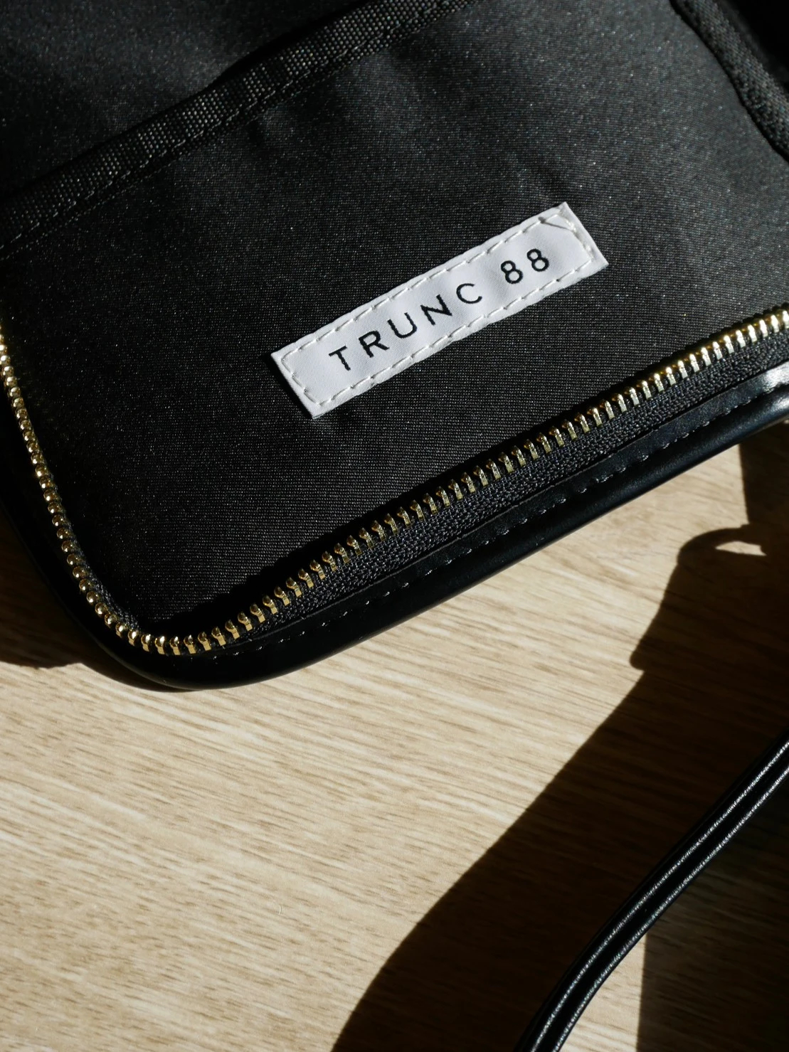 Eco Leather Combi Multi Case / TRUNC 88（トランクエイティー