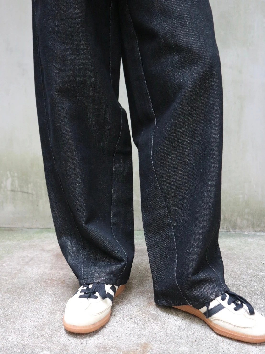 trunc88 人気完売デニム Semi Flared Denim / TRUNC 88（トランクエイティーエイト）の