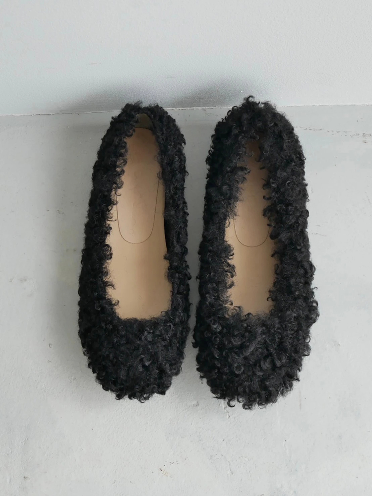 TRUNC 88(トランクエイティーエイト) |Fluffy Flat Shoes