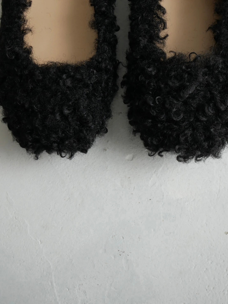 TRUNC 88(トランクエイティーエイト) |Fluffy Flat Shoes
