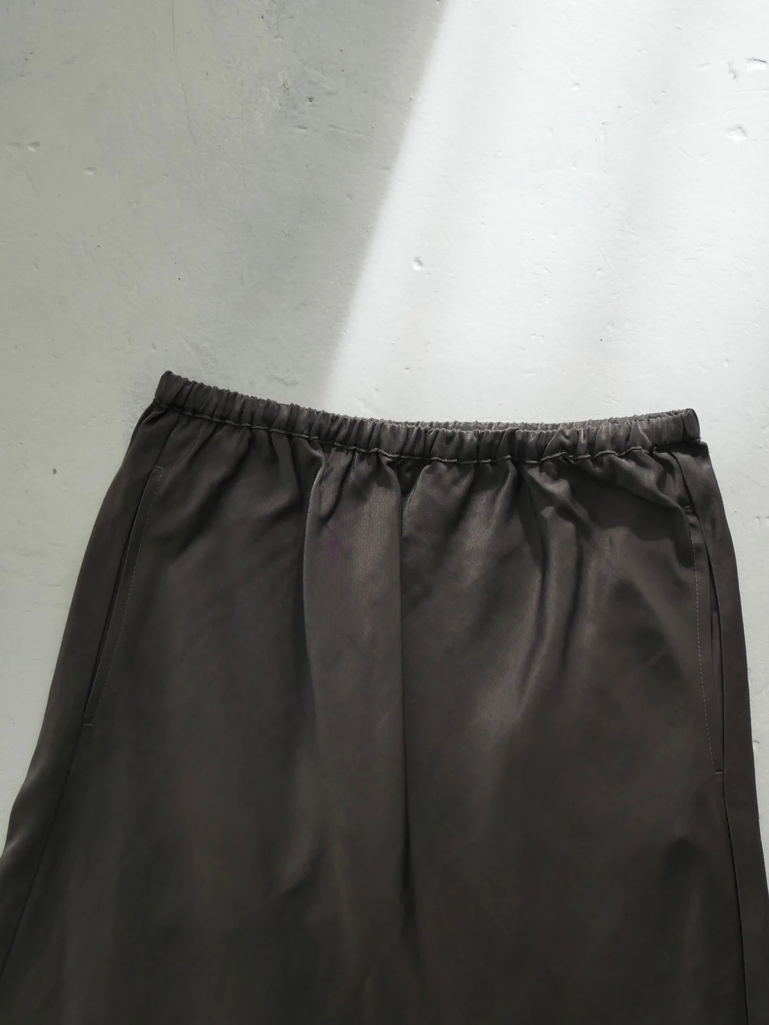 Satin Narrow Skirt / TRUNC 88（トランクエイティーエイト）の