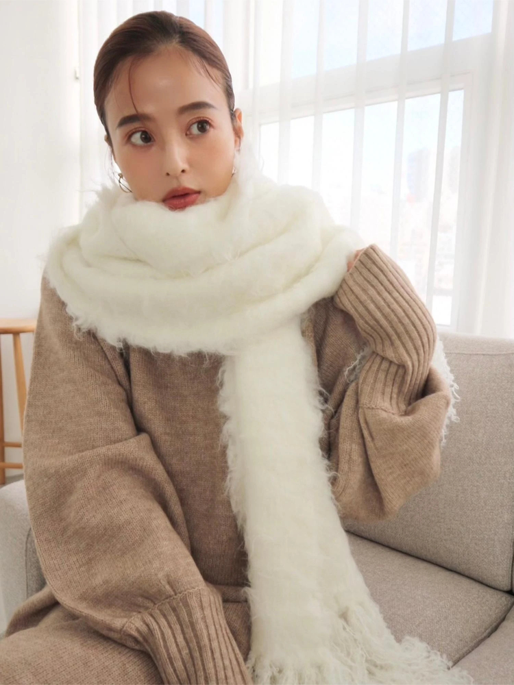 TRUNC 88(トランクエイティーエイト) |Fluffy Fringe Stole