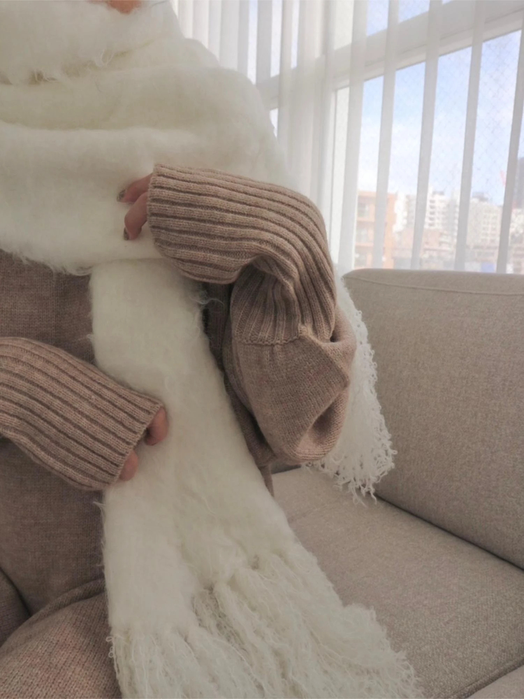 TRUNC 88(トランクエイティーエイト) |Fluffy Fringe Stole