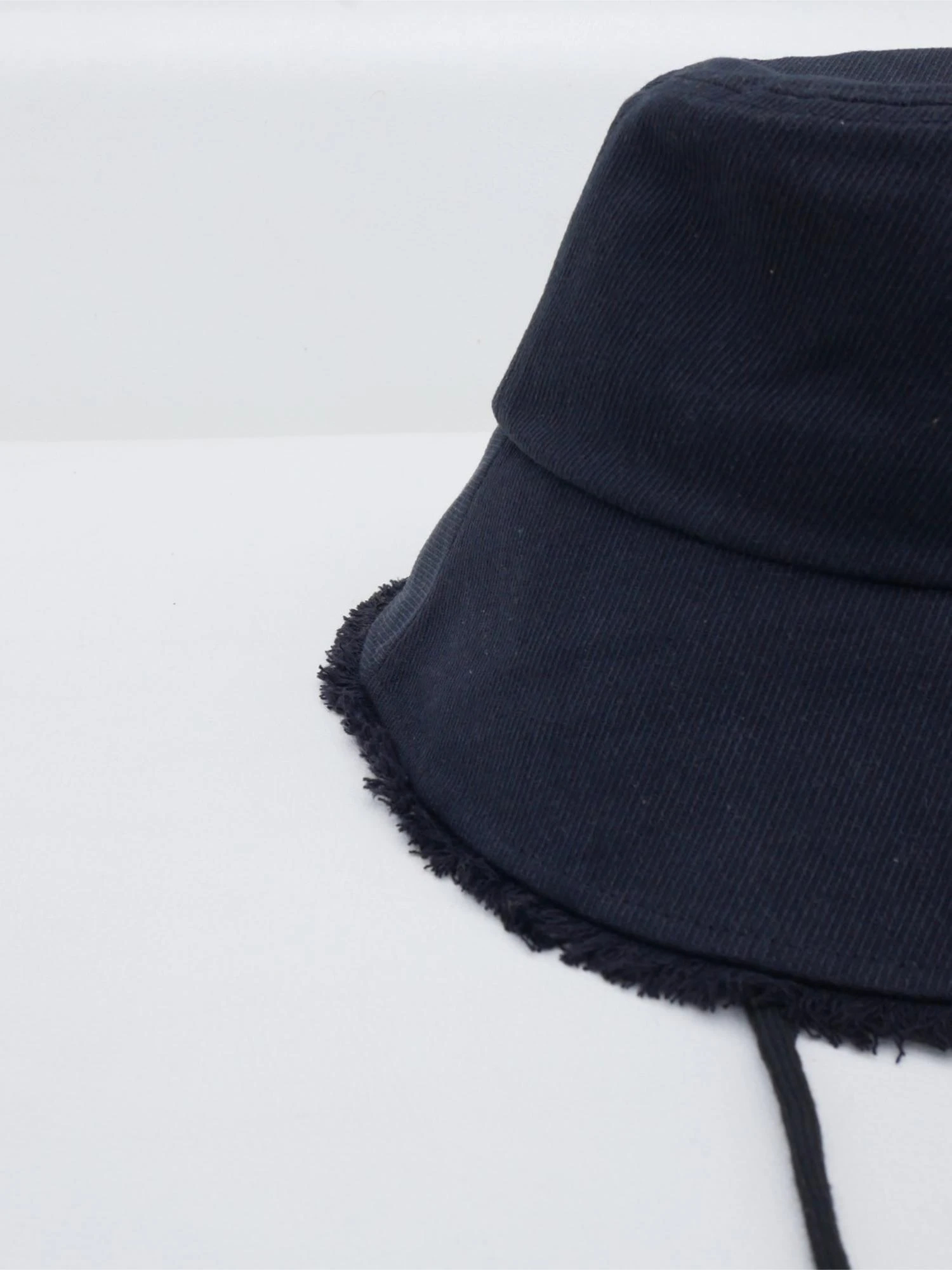 新品 TRUNC 88 Pocketable Bucket Hat ブラック TRUNC 88（トランクエイティーエイト）の「Pocketable Bucket