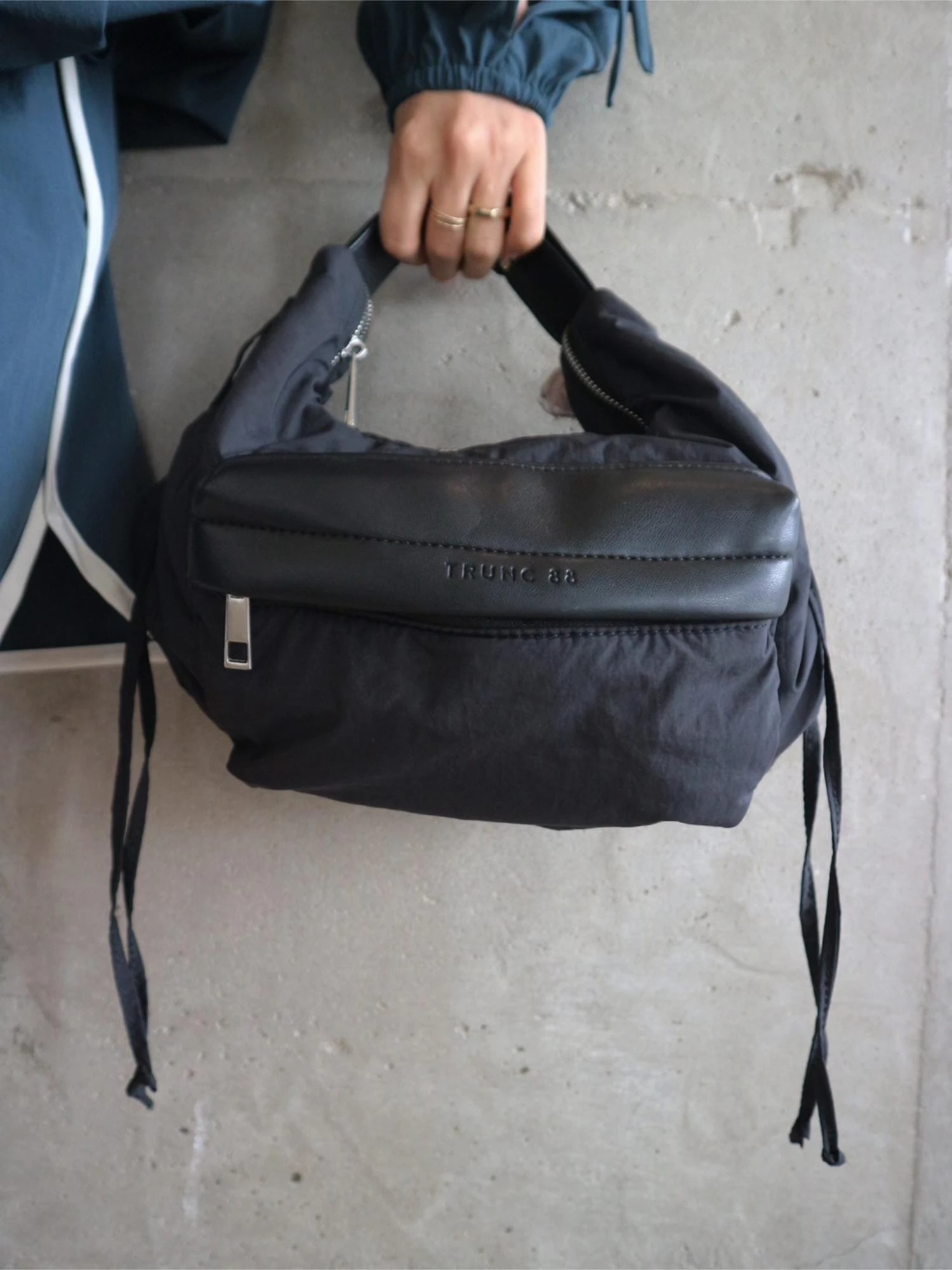 2way Gather Shoulder Bag / TRUNC 88（トランクエイティー