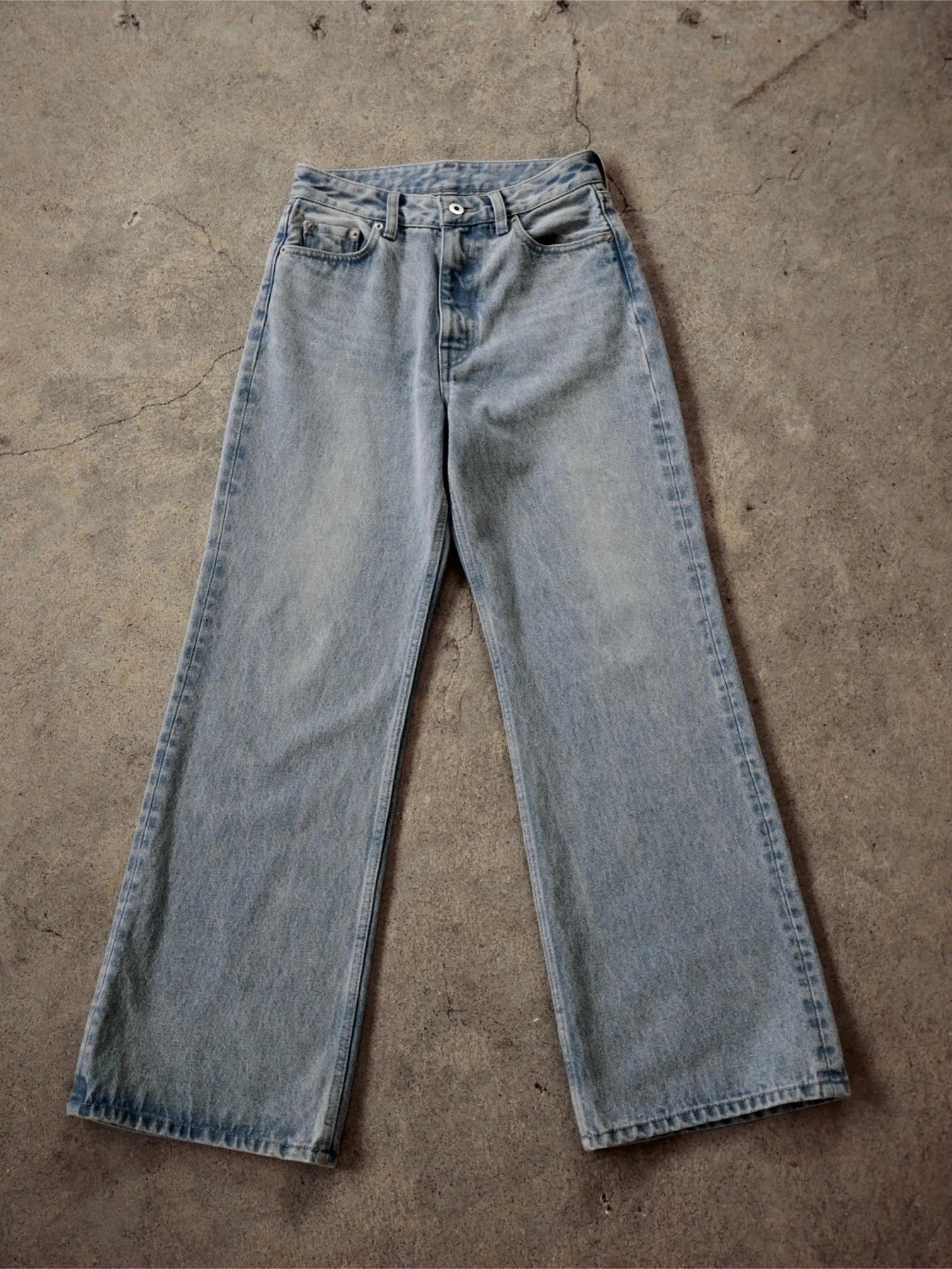 trunc88 人気完売デニム Semi Flared Denim / TRUNC 88（トランクエイティーエイト）の