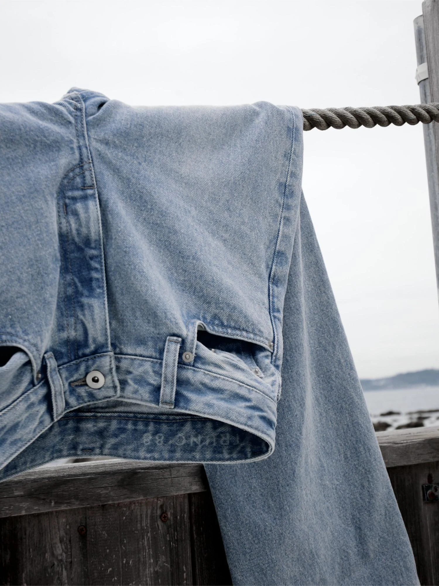 Semi Flared Denim / TRUNC 88（トランクエイティーエイト）の