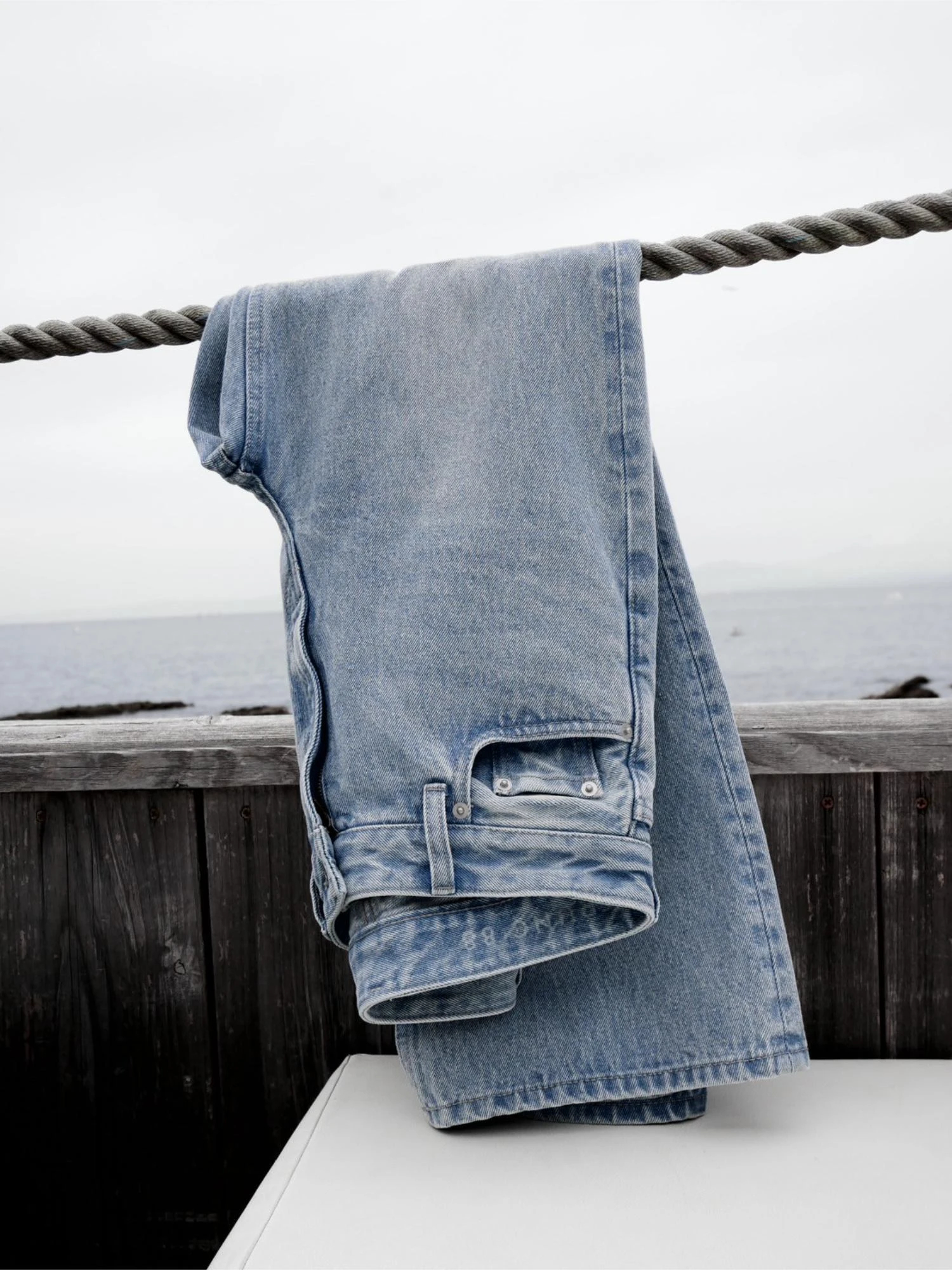 Semi Flared Denim / TRUNC 88（トランクエイティーエイト）の