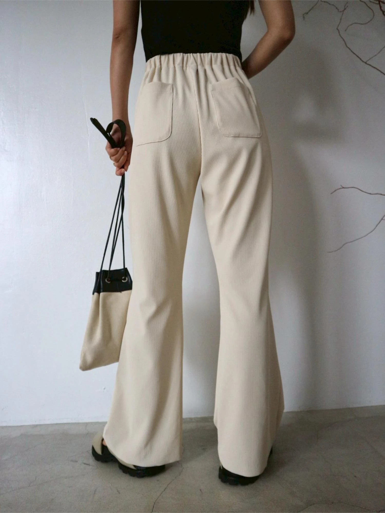 完売品　TRUNC 88 Center Line Curve Pants TRUNC 88（トランクエイティーエイト）の「Center Line Curve