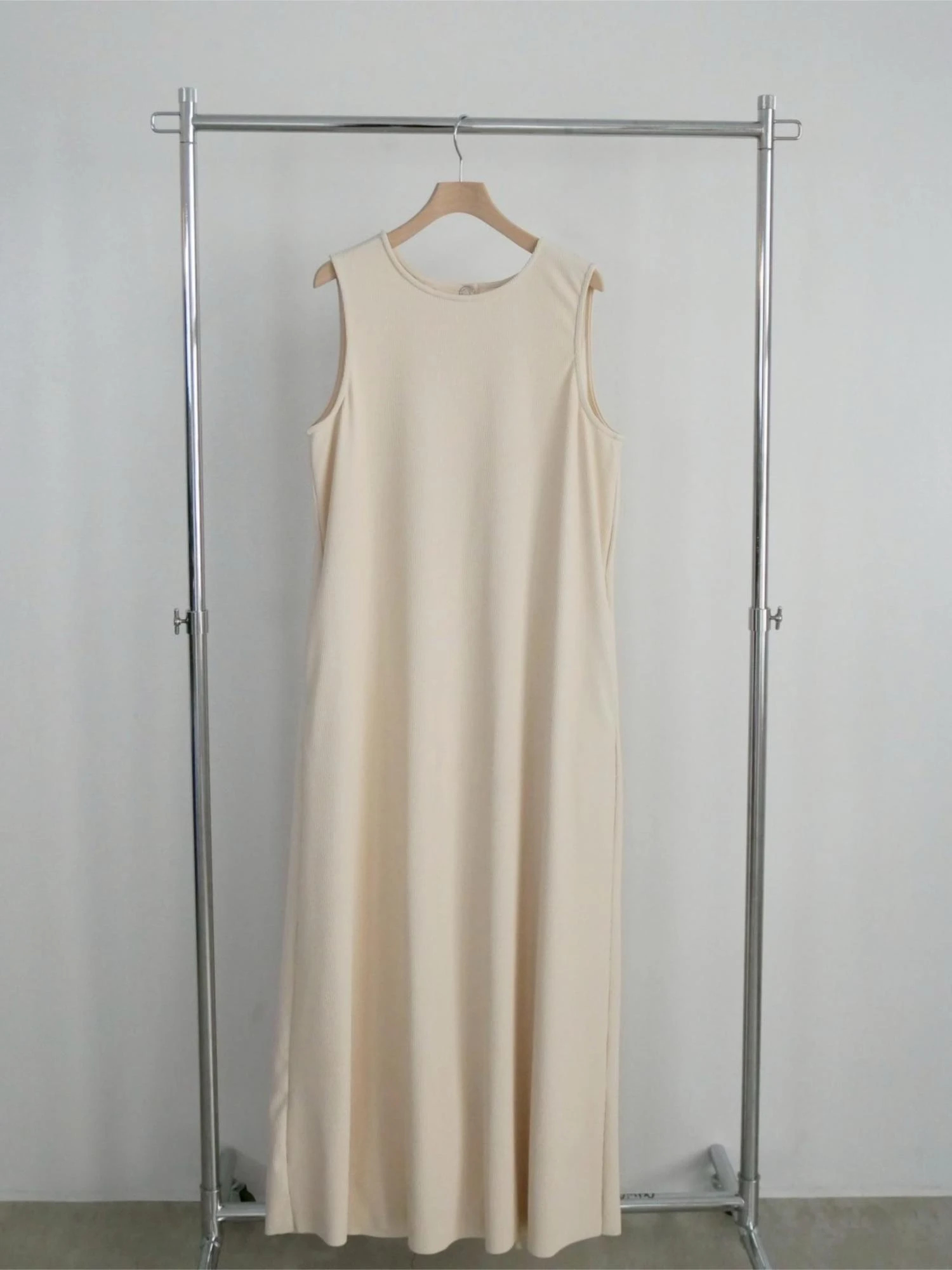 Waterlike Piping Dress / TRUNC 88（トランクエイティーエイト