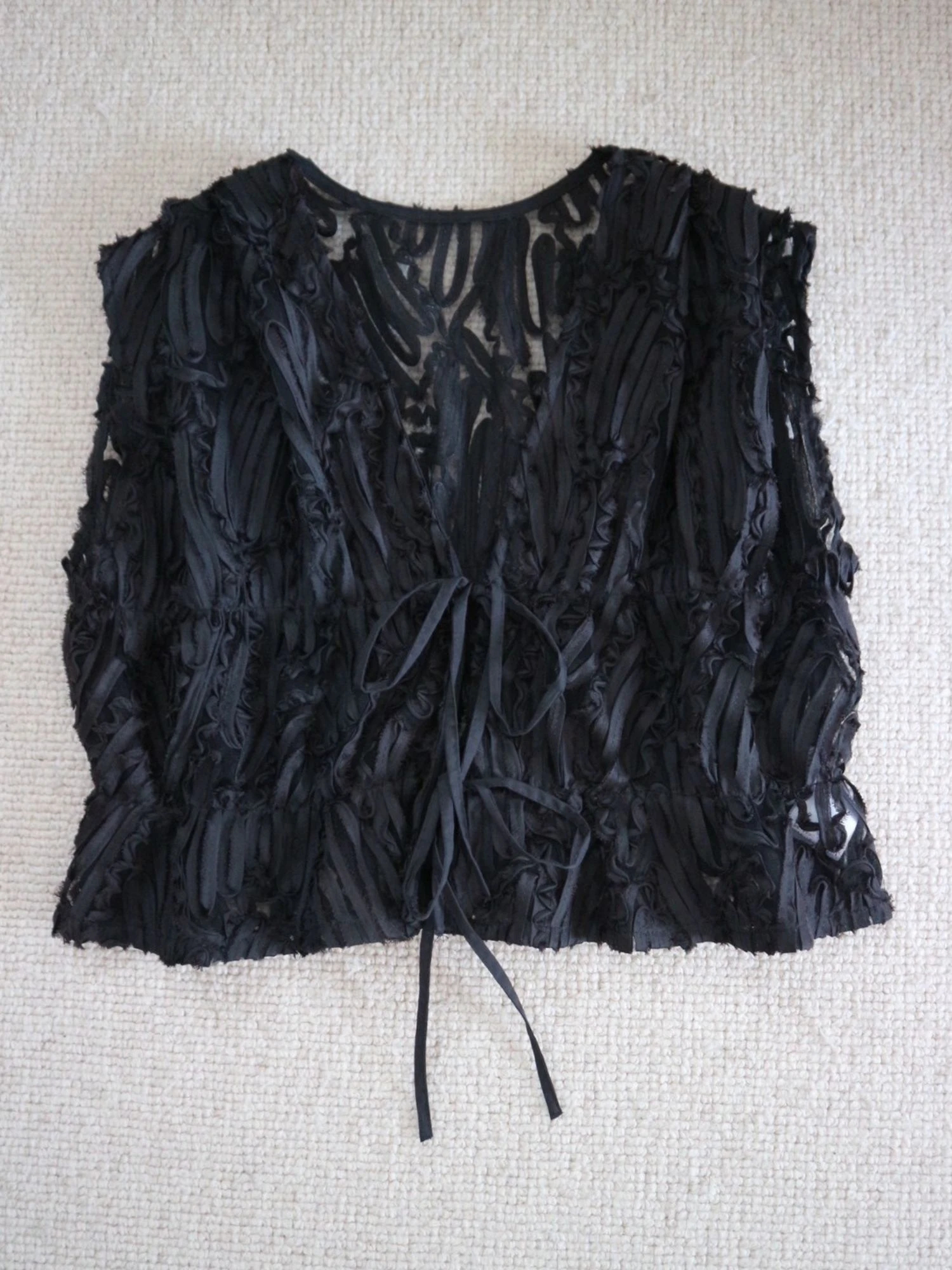 Embroidery Ribbon Vest / TRUNC 88（トランクエイティーエイト）の 