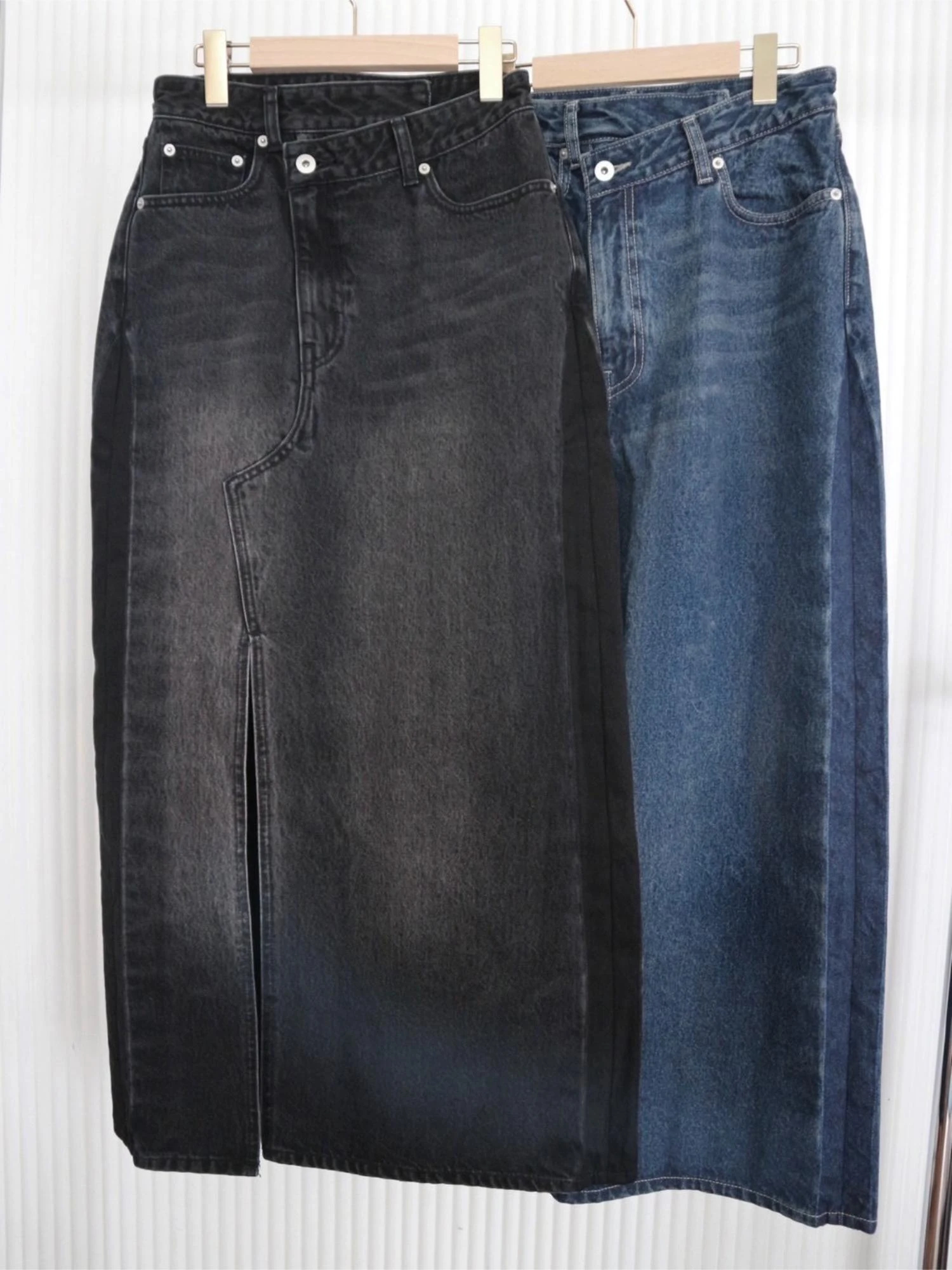 Cross Waist Denim Skirt / TRUNC 88（トランクエイティーエイト）の