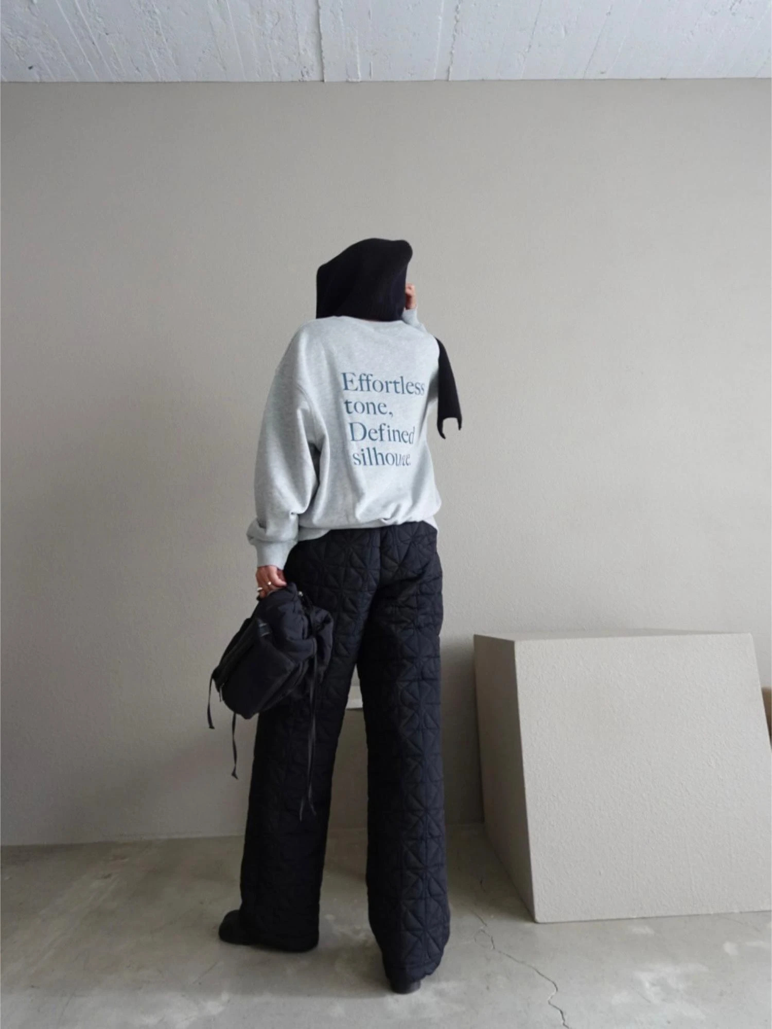trunc88 バック トップス Oversized Back LOGO Sweat / TRUNC 88（トランクエイティーエイト）の